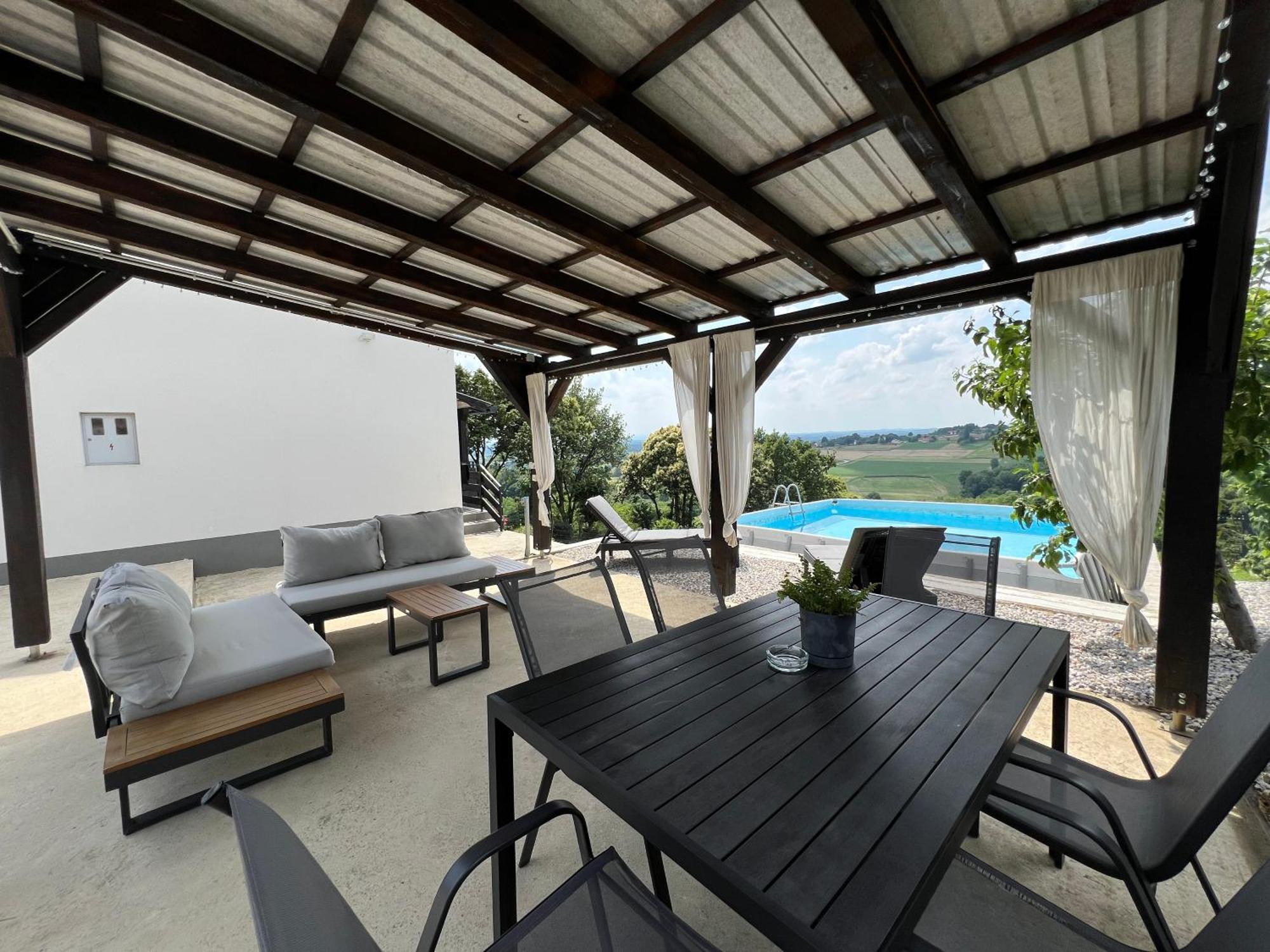 Holiday home Nirvana